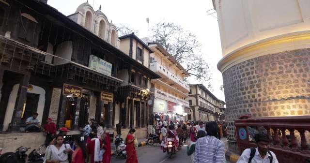 Bustling Streets and Heritage Architecture of Nashik Market