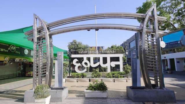 Explore Clean Street Food Hub at Chappan Dukaan Indore