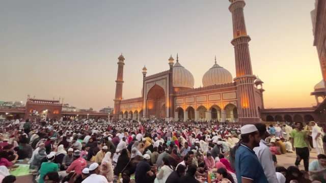 Mass Gathering for Iftar at Jama Masjid Delhi
