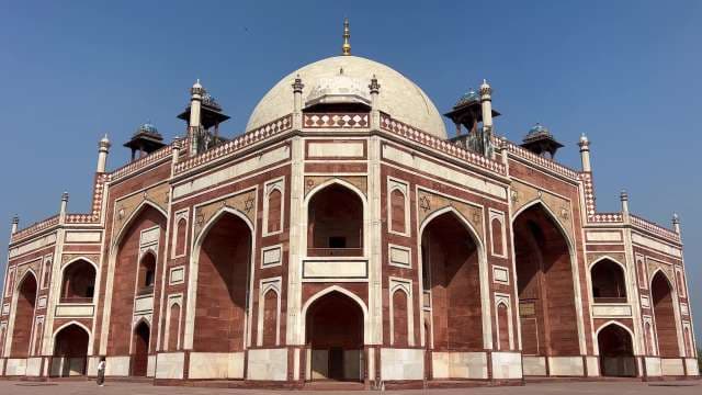 Humayun's Tomb: Iconic Mughal Architecture in Delhi