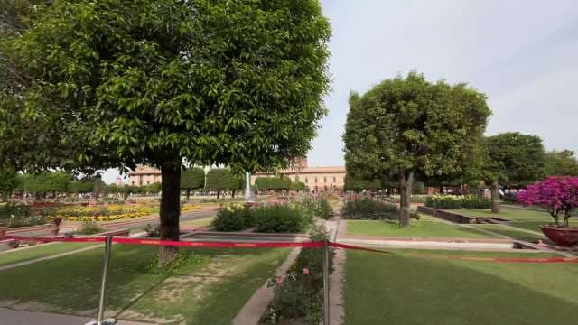 Stunning Views of Mughal Gardens at Rashtrapati Bhavan