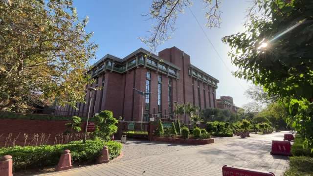 India Habitat Centre: Modern Architecture in New Delhi