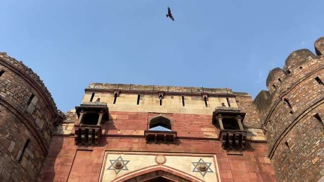 Historic Red Fort Entrance With Stone Architecture in Delhi