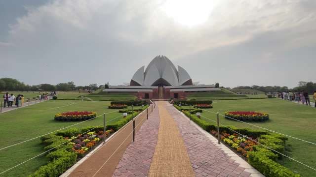 Stunning View of Lotus Temple in New Delhi Gardens