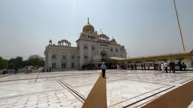 Gurudwara Bangla Sahib: Iconic Sikh Shrine in New Delhi