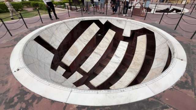 Exploring the Jayaprakash Yantra at Delhi’s Jantar Mantar