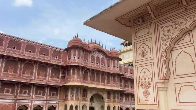 Majestic Facade of Jaipur's Amber Fort Showcased