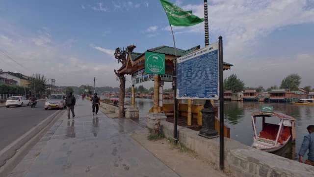 Majestic Dal Lake Houseboats in Srinagar Kashmir
