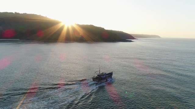 Scenic Sunset Boat Cruise