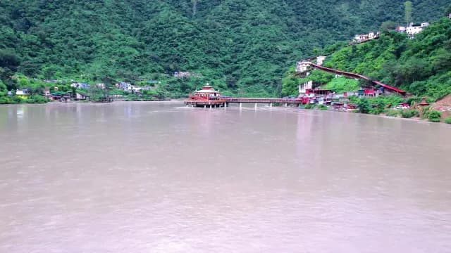 Dhari Devi Temple Over Alaknanda River in Uttarakhand Mountains