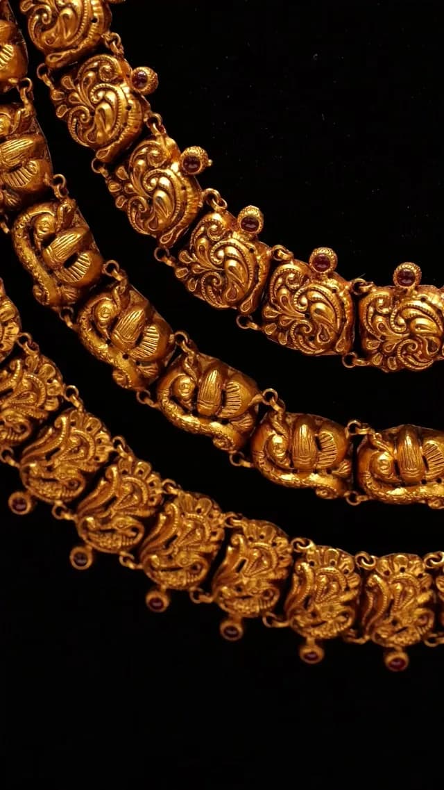 Exquisite Traditional Indian Gold Temple Jewelry with Intricate Peacock Designs